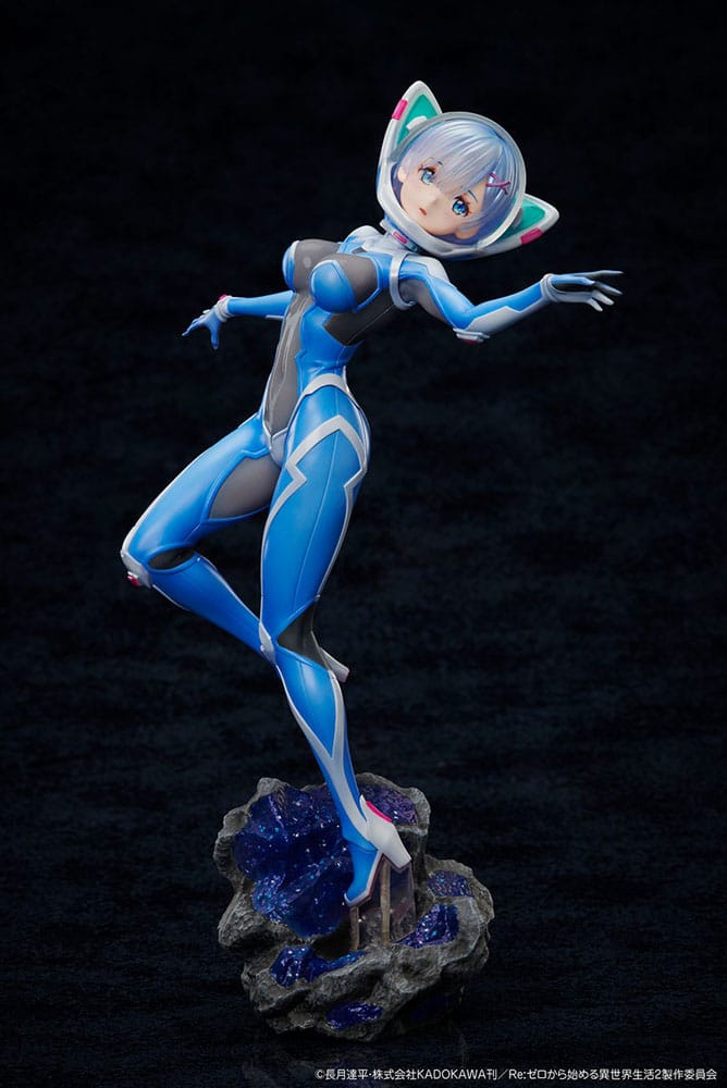 Re:Zero Starting Life in Another World PVC Statue 1/7 Rem A×A SF Space Suit 26 cm Image 11