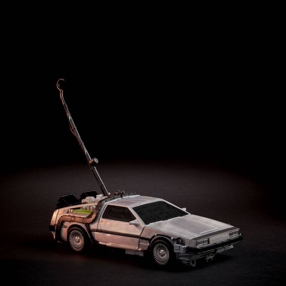 Transformers x Zurück in die Zukunft Actionfigur Delorian 14 cm Image 6