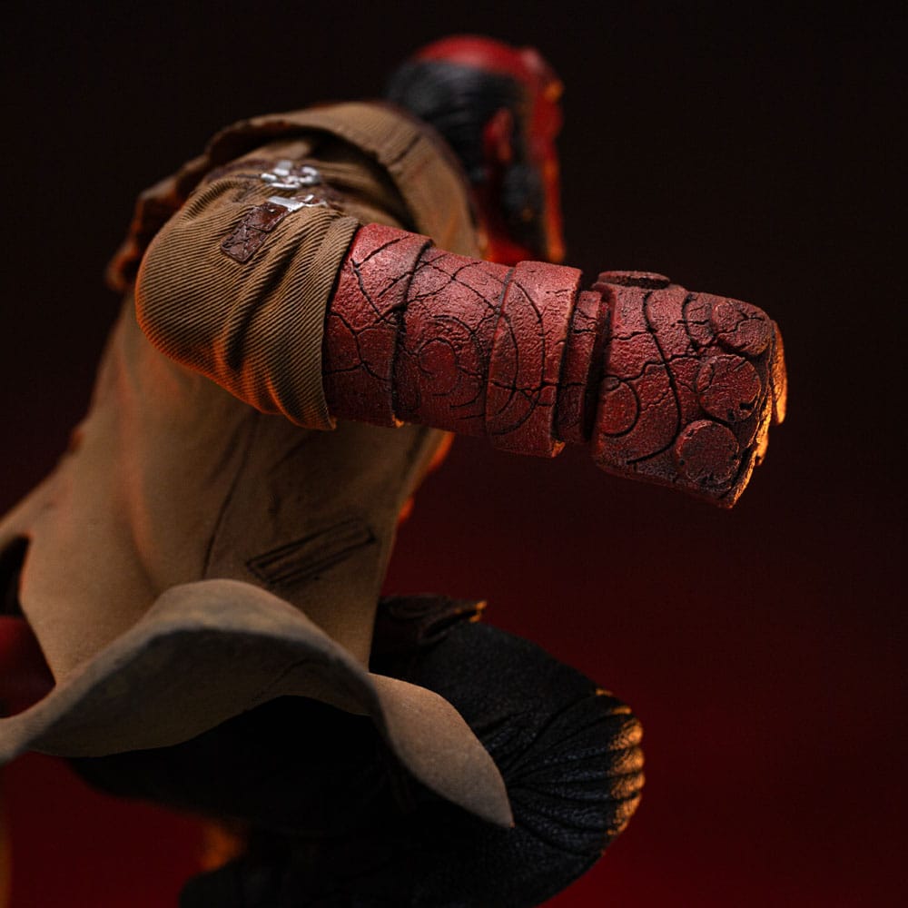 Hellboy 2 BDS Art Scale Statue 1/10 Hellboy 34 cm Image 5