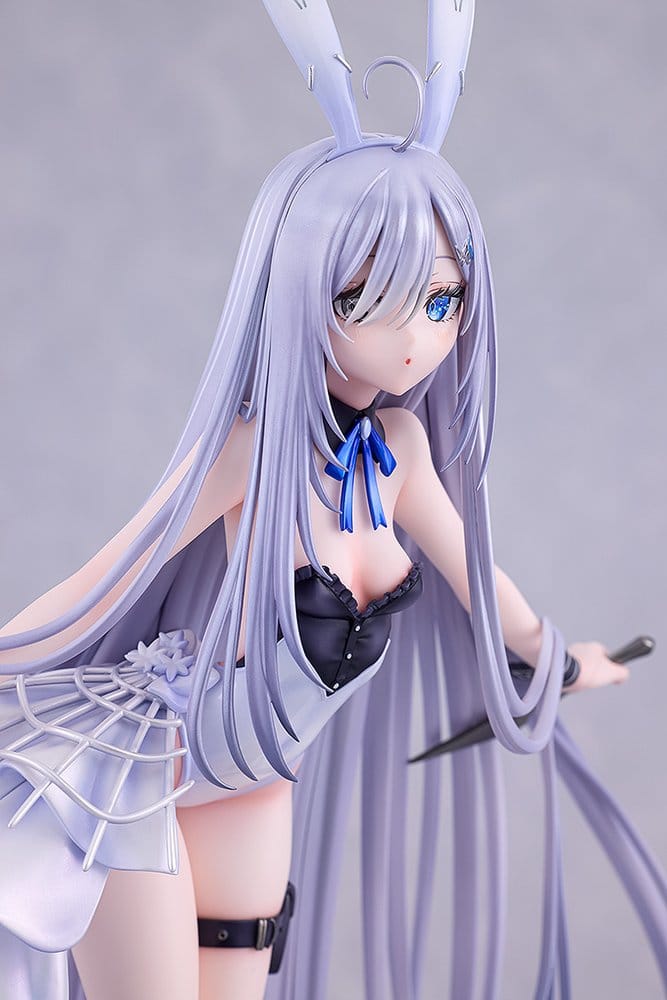 Playing Death Games to Put Food on the Table PVC Statue 1/7 Holo Light Novel bunny Ver. illustration by Jyuu Ayakura 23 cm Image 11