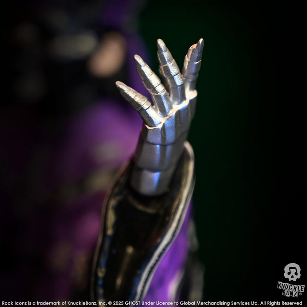 Ghost Rock Iconz Statue Papa V Perpetua Purple Robes 22 cm Image 14