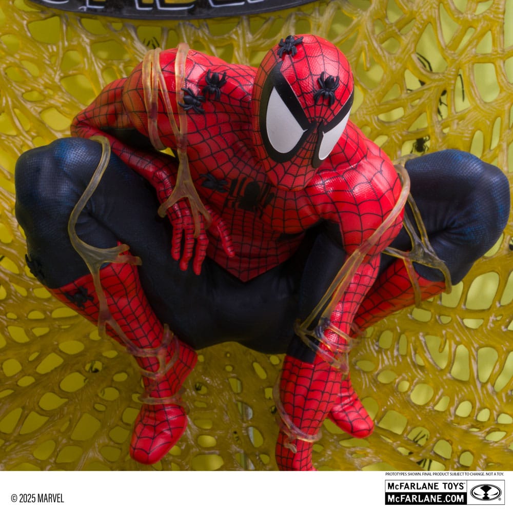 Marvel Collection PVC Statue 1/6 Spider-Man (Spider-Man # 1) (Gold Edition) (Gold Label) 15 cm Image 4