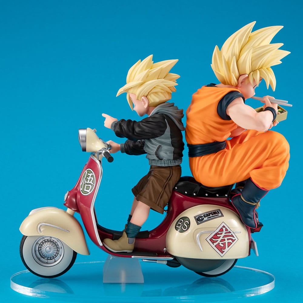 Dragonball Z 05 Desktop Real McCoy PVC Diorama Super Saiyan Son Goku & Super Saiyan Son Gohan & Motorbike 16 cm Image 6