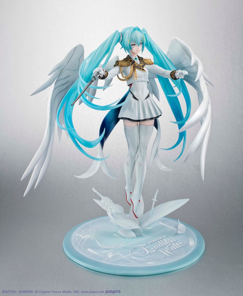 Mobile Suit Gundam x Hatsune Miku Lucrea PVC Statue Hatsune Miku x Wing Gundam Zero EW 45th Anniversary 27 cm Image 3