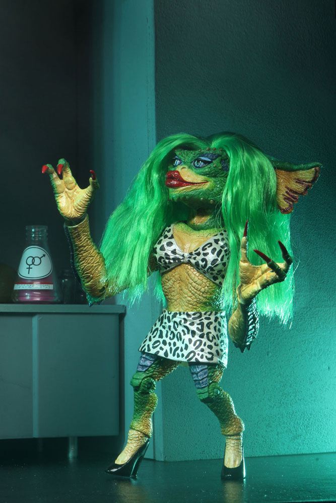 Gremlins 2 Ultimate Actionfigur Greta 15 cm Image 5