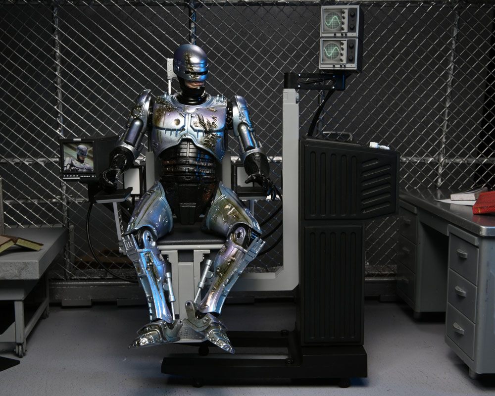 RoboCop Actionfigur Ultimate Battle Damaged RoboCop with Chair 18 cm Image 6