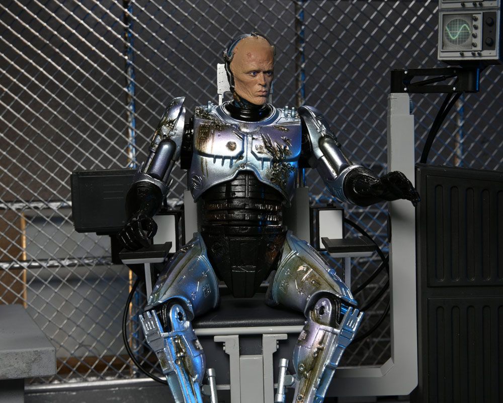 RoboCop Actionfigur Ultimate Battle Damaged RoboCop with Chair 18 cm Image 8