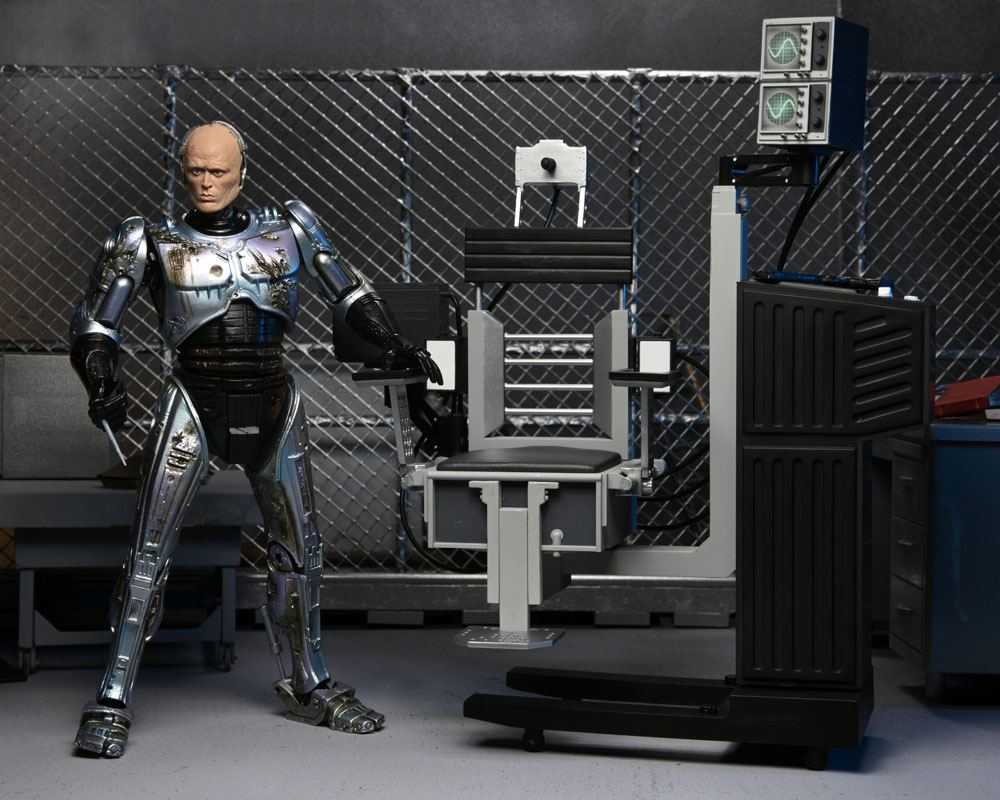 RoboCop Actionfigur Ultimate Battle Damaged RoboCop with Chair 18 cm Image 11