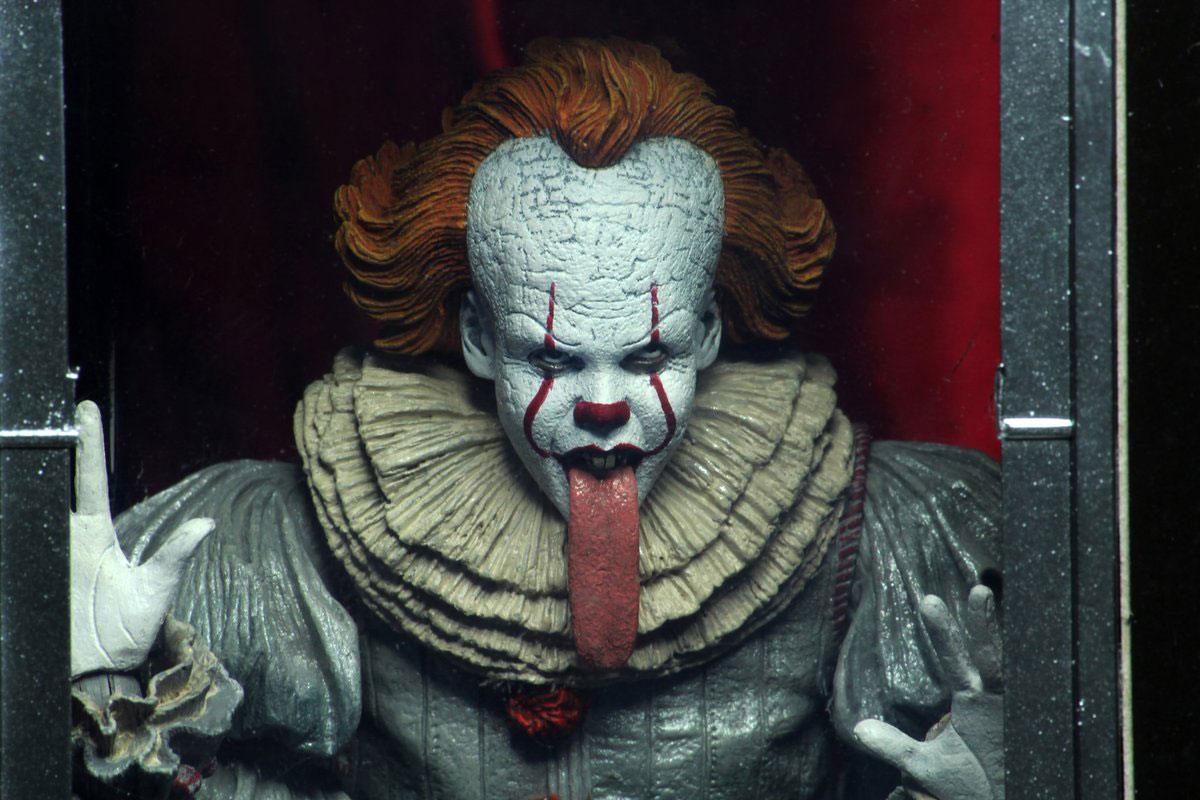 Es Kapitel 2 Actionfigur Ultimate Pennywise 18 cm Image 2