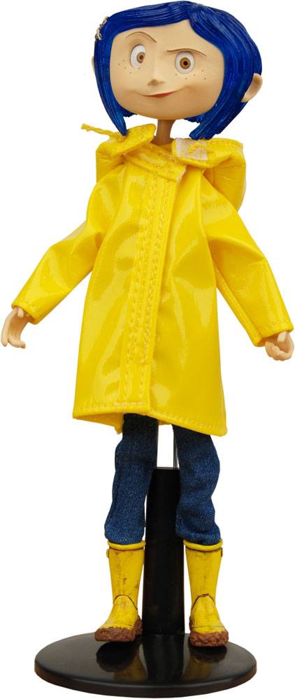 Coraline Biegepuppe Raincoat & Boots Image