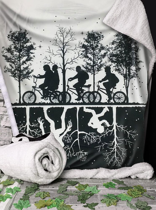 Stranger Things Wurfdecke Black & White 100 x 150 cm Image 2