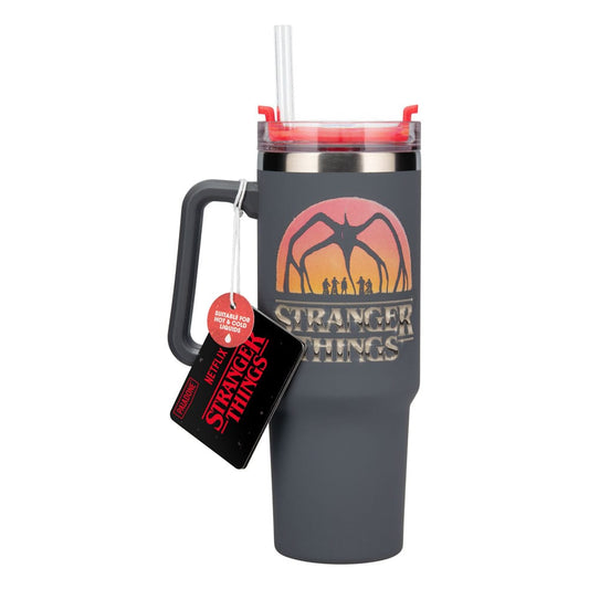 Stranger Things 5 Trinkbecher mit Trinkhalm 900 ml Image 2