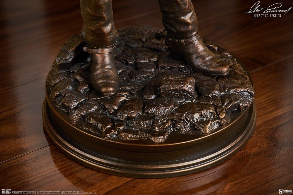 Zwei glorreiche Halunken Statue The Man with No Name (Faux Bronze) 39 cm Image 8
