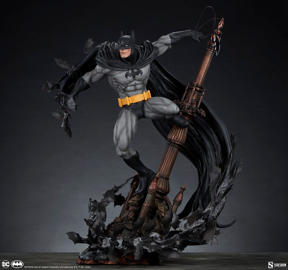 DC Comics Premium Format Statue Batman (Black Variant) Sideshow Exclusive 68 cm Image 4