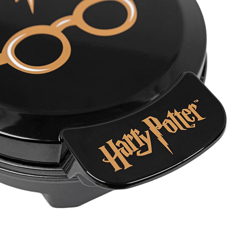 Harry Potter Waffeleisen Glasses and Lightning Bolt Image 4