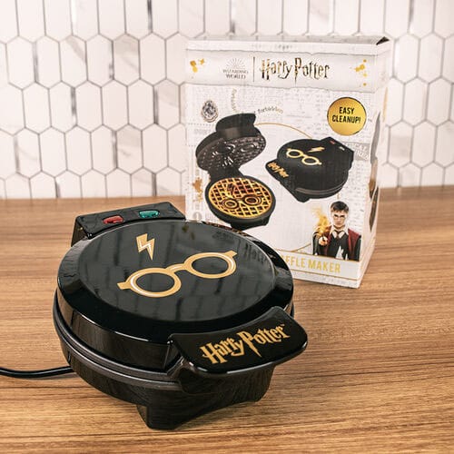 Harry Potter Waffeleisen Glasses and Lightning Bolt Image 15