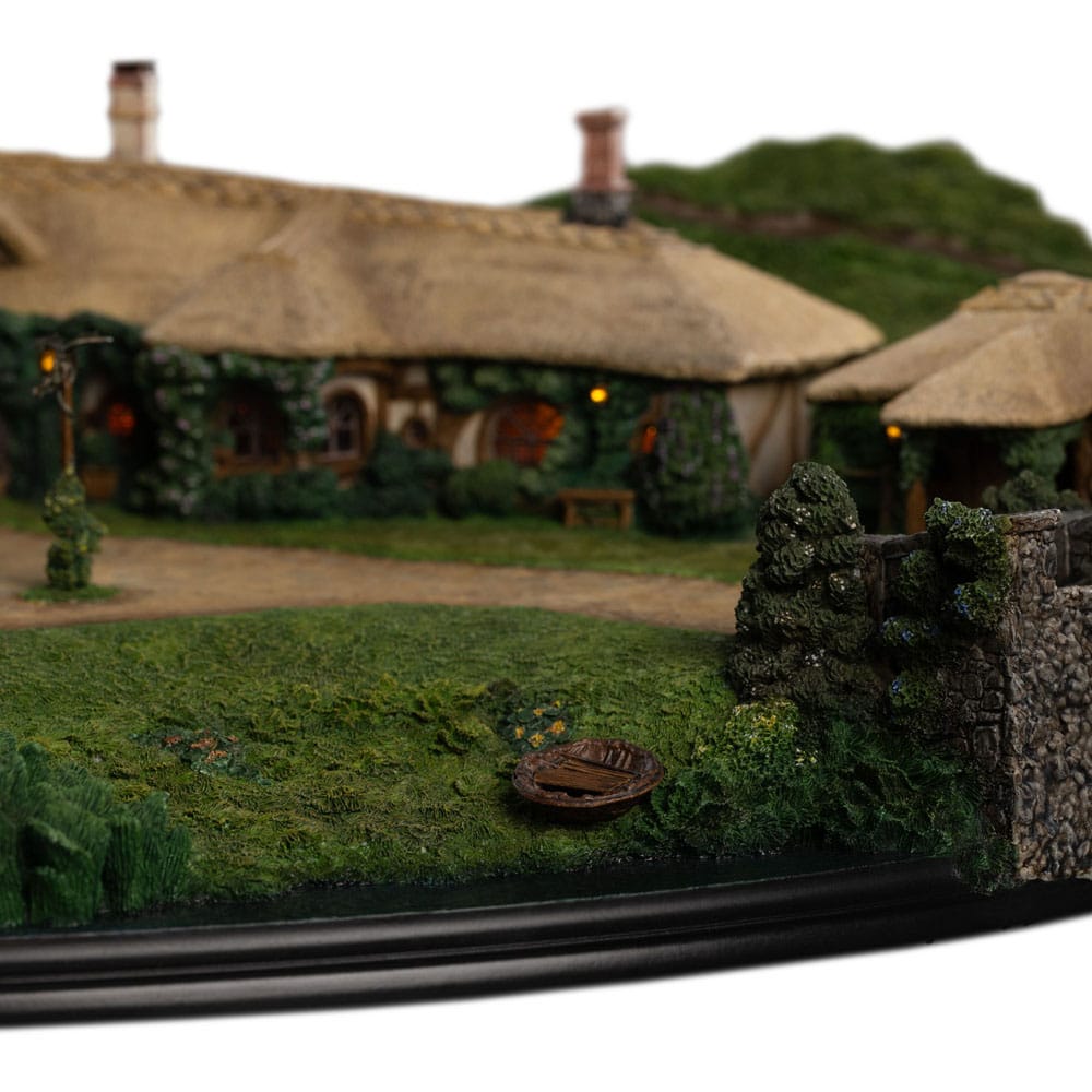 Herr der Ringe Statue The Green Dragon Inn Image 4