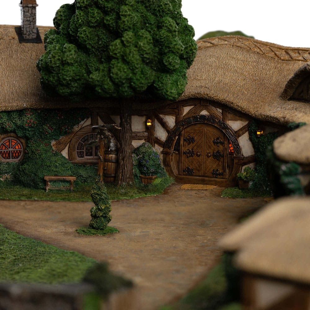 Herr der Ringe Statue The Green Dragon Inn Image 15