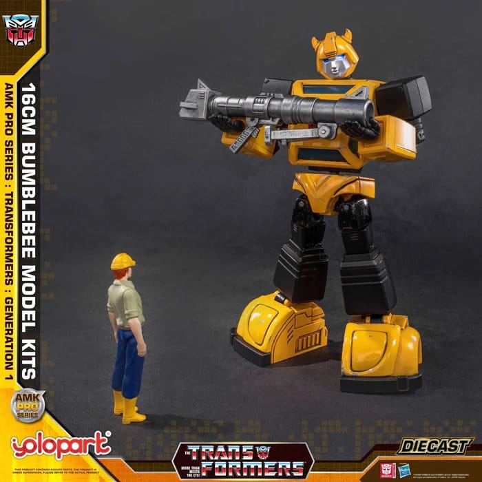 Transformers: Generation One AMK PRO Series Plastic Model Kit Bumblebee 16 cm Image 7