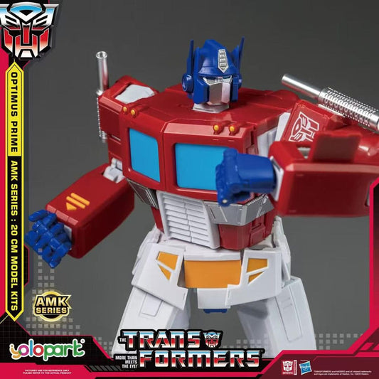 Transformers Generation One AMK Series Plastic Model Kit Optimus Prime 20 cm Image 2