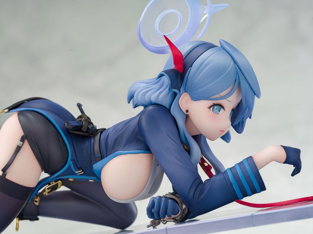Blue Archive PVC Statue 1/7 Ako Memorial Lobby Ver. 23 cm Image 6