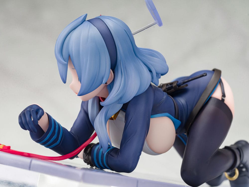 Blue Archive PVC Statue 1/7 Ako Memorial Lobby Ver. 23 cm Image 7