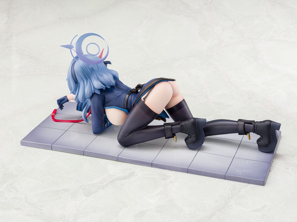 Blue Archive PVC Statue 1/7 Ako Memorial Lobby Ver. 23 cm Image 13