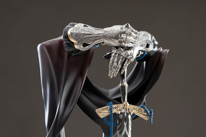 Reverse: 1999 Limepie Series PVC Statue Knight 17 cm Image 8