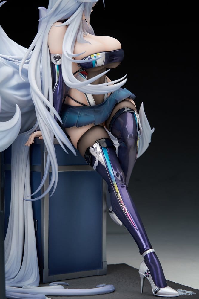 Azur Lane PVC Figur 1/7 Shinano Moonlit Chrome Ver. 25 cm Image 2