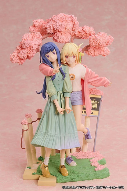 Lycoris Recoil PVC Figuren 2er-Pack Chisato Nishikigi & Takina Inoue Spring Ver. 25 cm Image 3