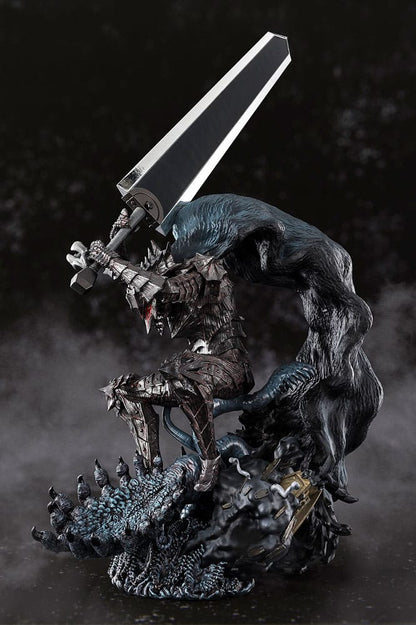 Berserk Figuarts ZERO Metallic Touch PVC Statue Guts Berserker Armor 35 cm Image 2