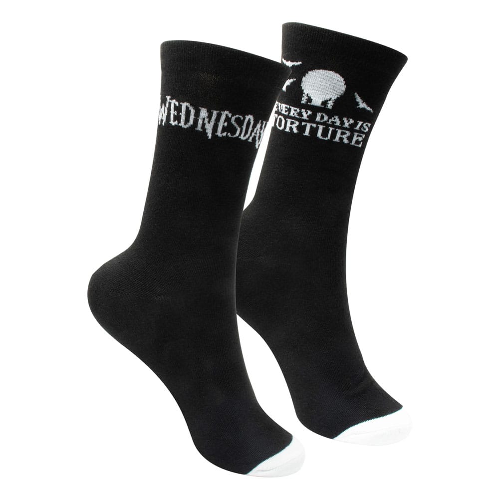 Wednesday Set Tasse und Socken Image 4