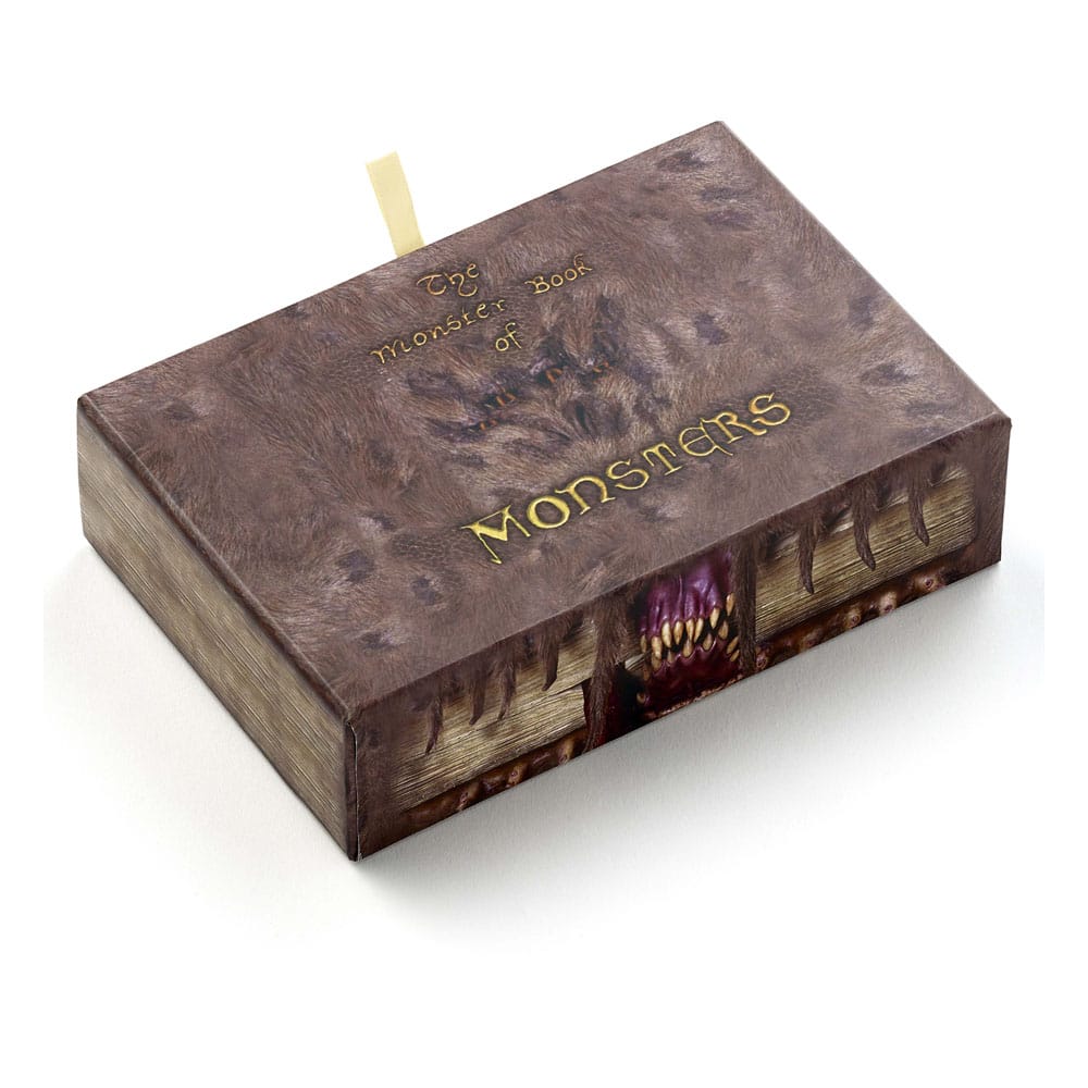 Harry Potter: Monster Book Schlüsselanhänger und Ansteckpin Geschenkset Image 2