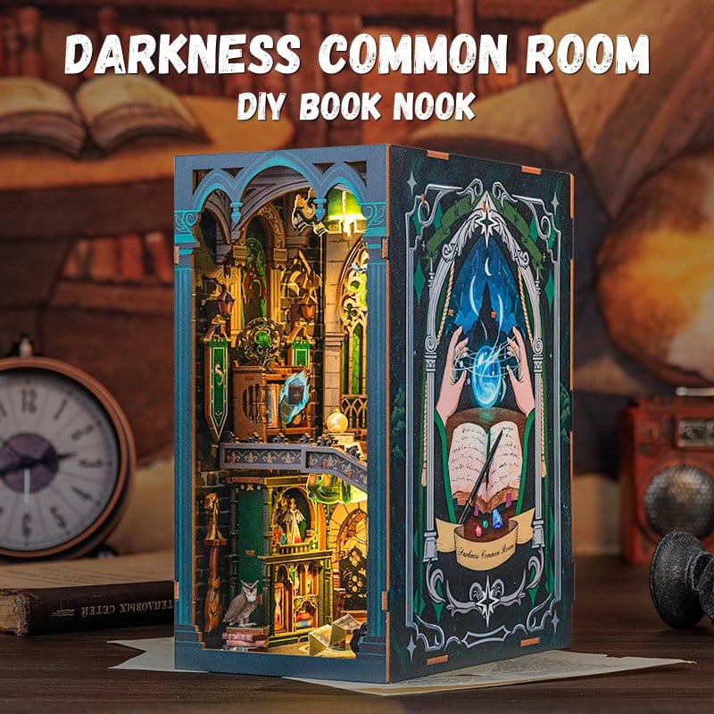 Book Nook Darkness Common Room 23 x 11 cm Image 2