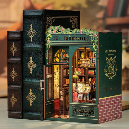 Book Nook Owl Bookstore 17 x 12 cm Image 6