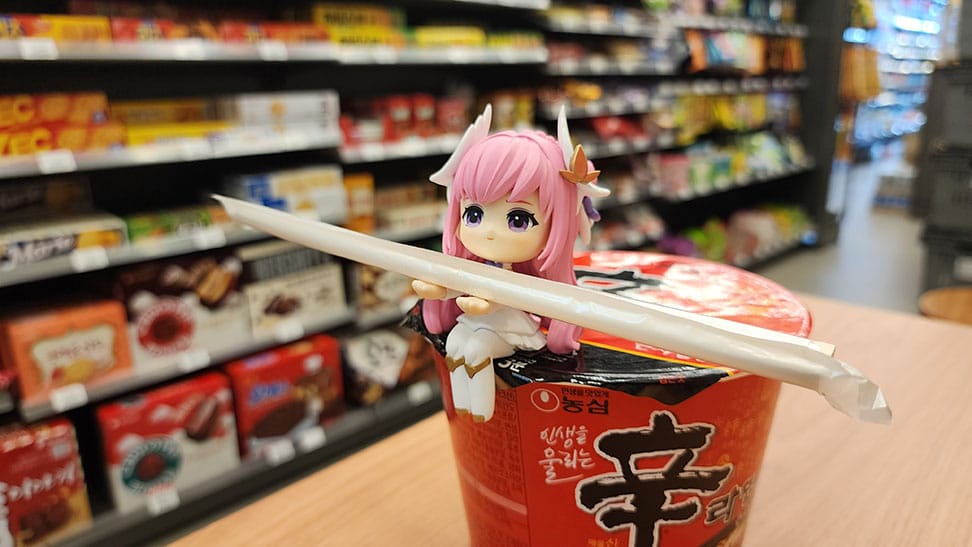 Goddess of Victory: Nikke Cup Noodle Holder PVC Statue Dorothy 9 cm Image 6