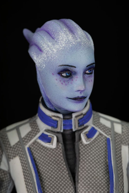 Mass Effect PVC Statue Liara T'Soni 22 cm Image 2