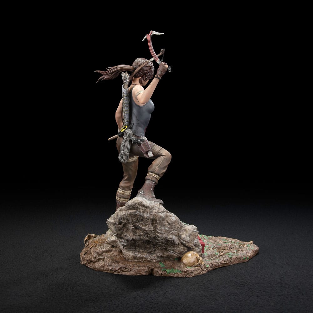 Tomb Raider PVC Statue Lara Croft Survivor Era 33 cm Image 6