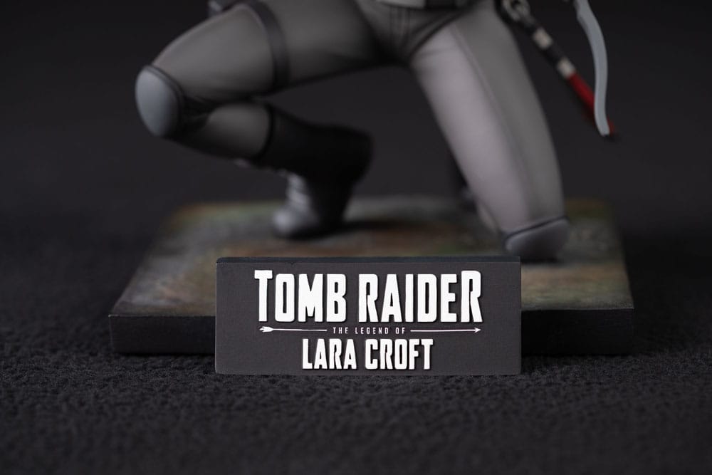 Tomb Raider PVC Statue The Legend of Lara Croft 19 cm Image 7