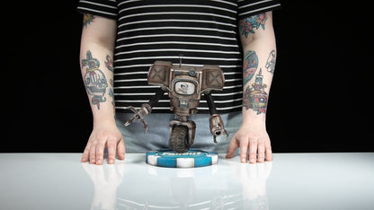 Fallout (Amazon) PVC Figur Victor the Securitron 25 cm Image 14