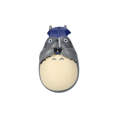 Mein Nachbar Totoro Figur mit rundem Boden Big Totoro with leaf 7 cm Image 1