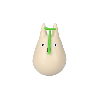 Mein Nachbar Totoro Figur mit rundem Boden Small Totoro with leaf 5 cm Image 1