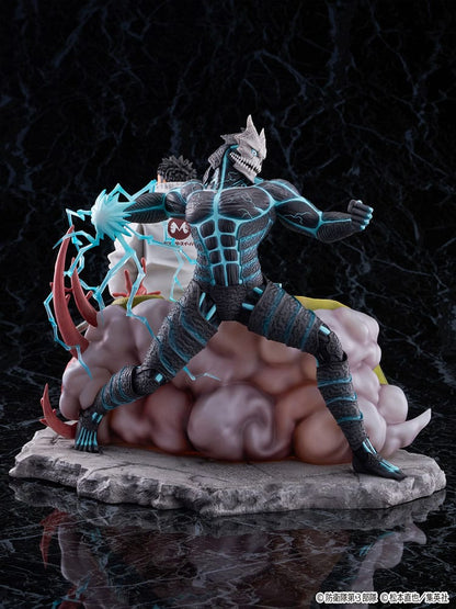 Kaiju No.8 SHIBUYA SCRAMBLE FIGURE PVC Statue 1/7 Kaiju No.8 & Kafka Hibino 29 cm Image 5