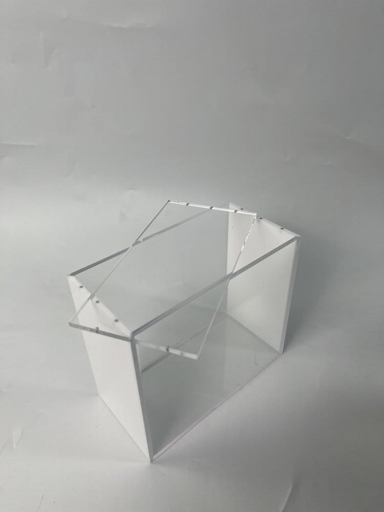 Evoretro Magnetische Acryl Display Case für ETB mit farbigen Seiten - Weiß Image 6