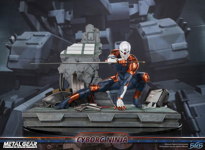 Metal Gear Solid Statue Cyborg Ninja (Gray Fox) 41 cm Image 12