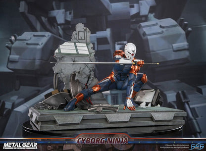 Metal Gear Solid Statue Cyborg Ninja (Gray Fox) 41 cm Image 15