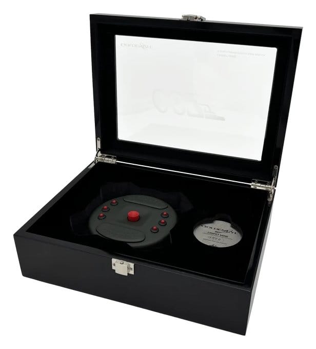 James Bond Prop Replik 1/1 GoldenEye Magnetic Limpet Mine 33 cm Limited Edition Image 1