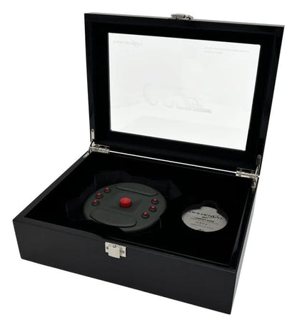 James Bond Prop Replik 1/1 GoldenEye Magnetic Limpet Mine 33 cm Limited Edition Image 1