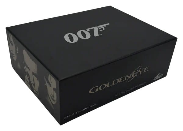James Bond Prop Replik 1/1 GoldenEye Magnetic Limpet Mine 33 cm Limited Edition Image 6