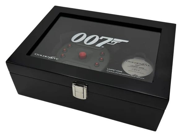 James Bond Prop Replik 1/1 GoldenEye Magnetic Limpet Mine 33 cm Limited Edition Image 7